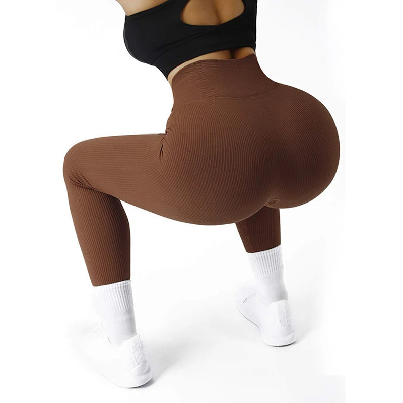 Muotoilevat Seamless-treenitrikoot