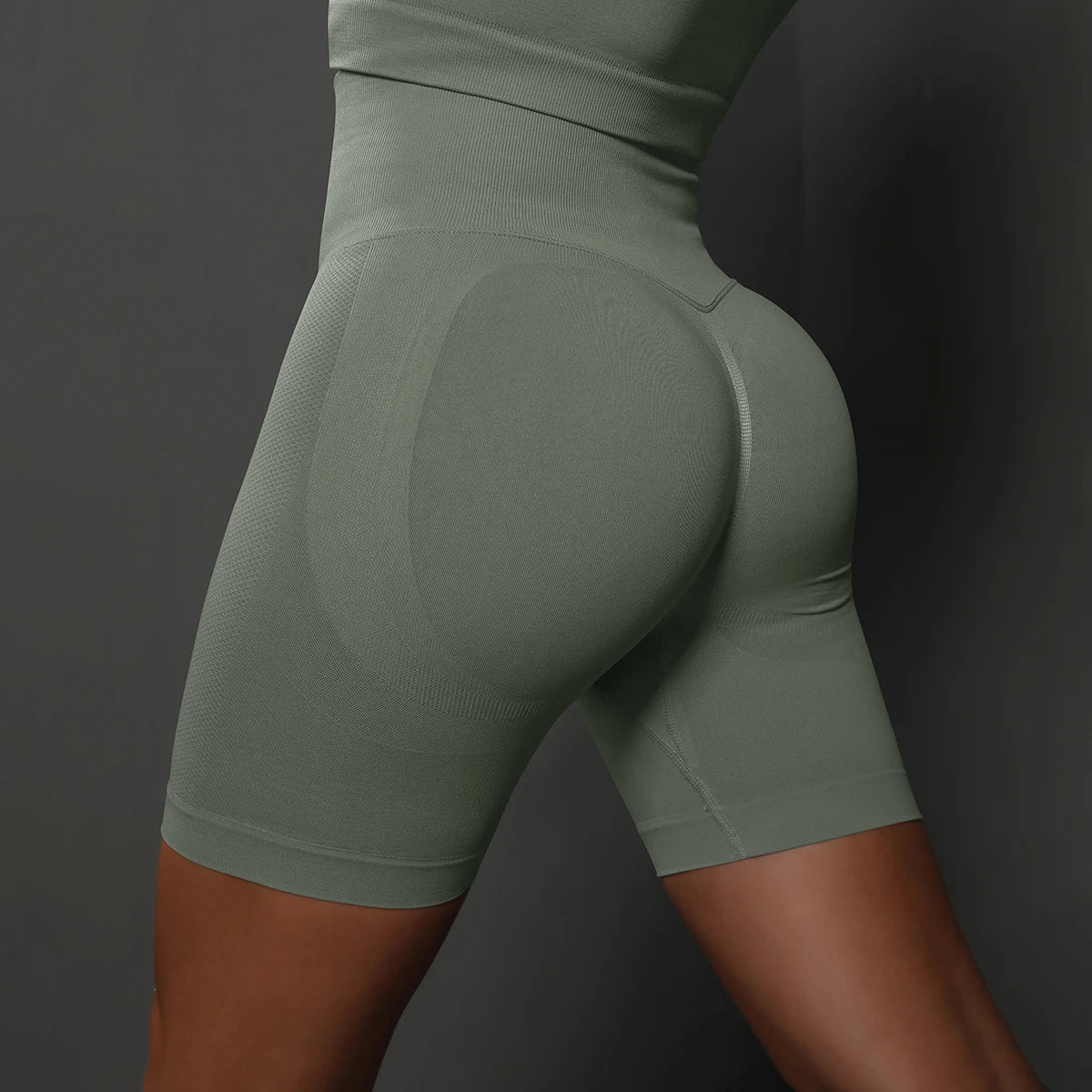 Seamless Push Up Yoga Shorts – Napakkuutta ja Muotoilua Treeniin
